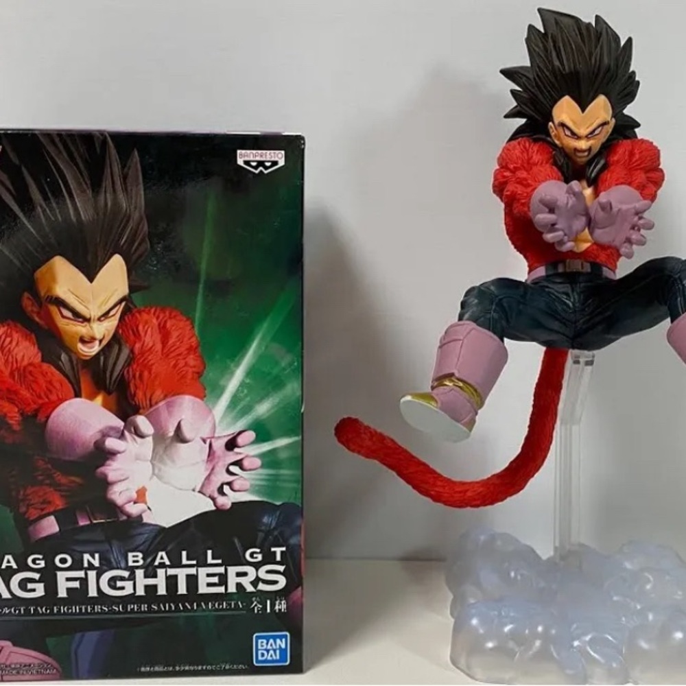 Dragon Ball GT Super Saiyan 4 Vegeta